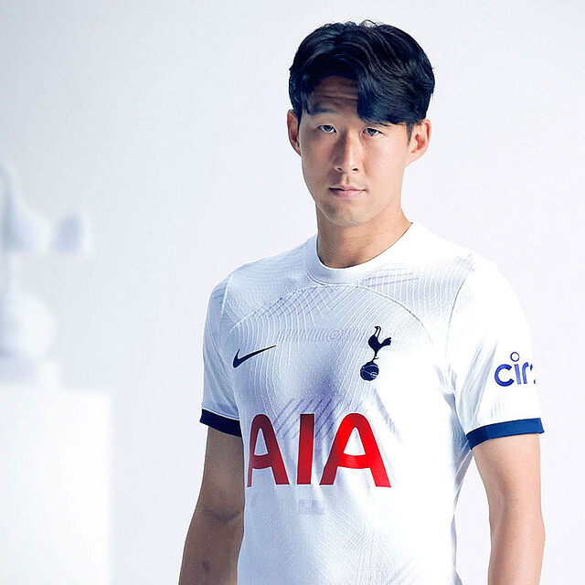 トッテナムが23-24新ユニフォーム発表！「シンプルだけど非常に面白い