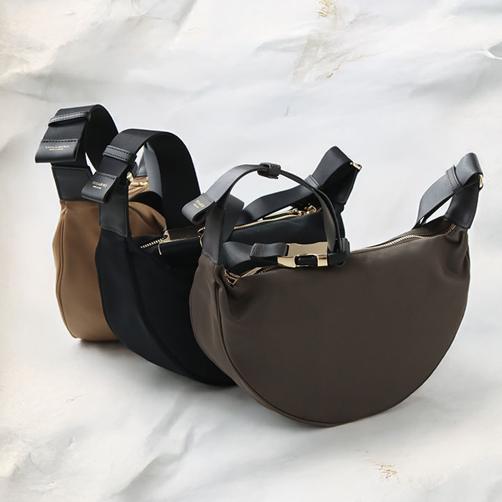 VIOLAd'ORO(ヴィオラドーロ) BIANCA ナイロンボディバッグ(V-2247)の