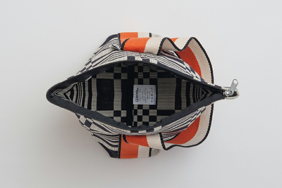 テトラハンドバッグ（ヨハンナ・グリクセン／Johanna Gullichsen