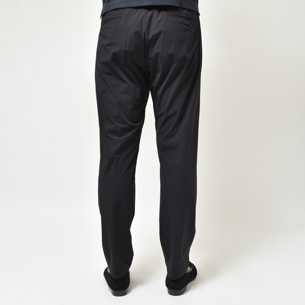 HERNO（ヘルノ）LAMINARラミナー ウォーターレペレントストレッチ