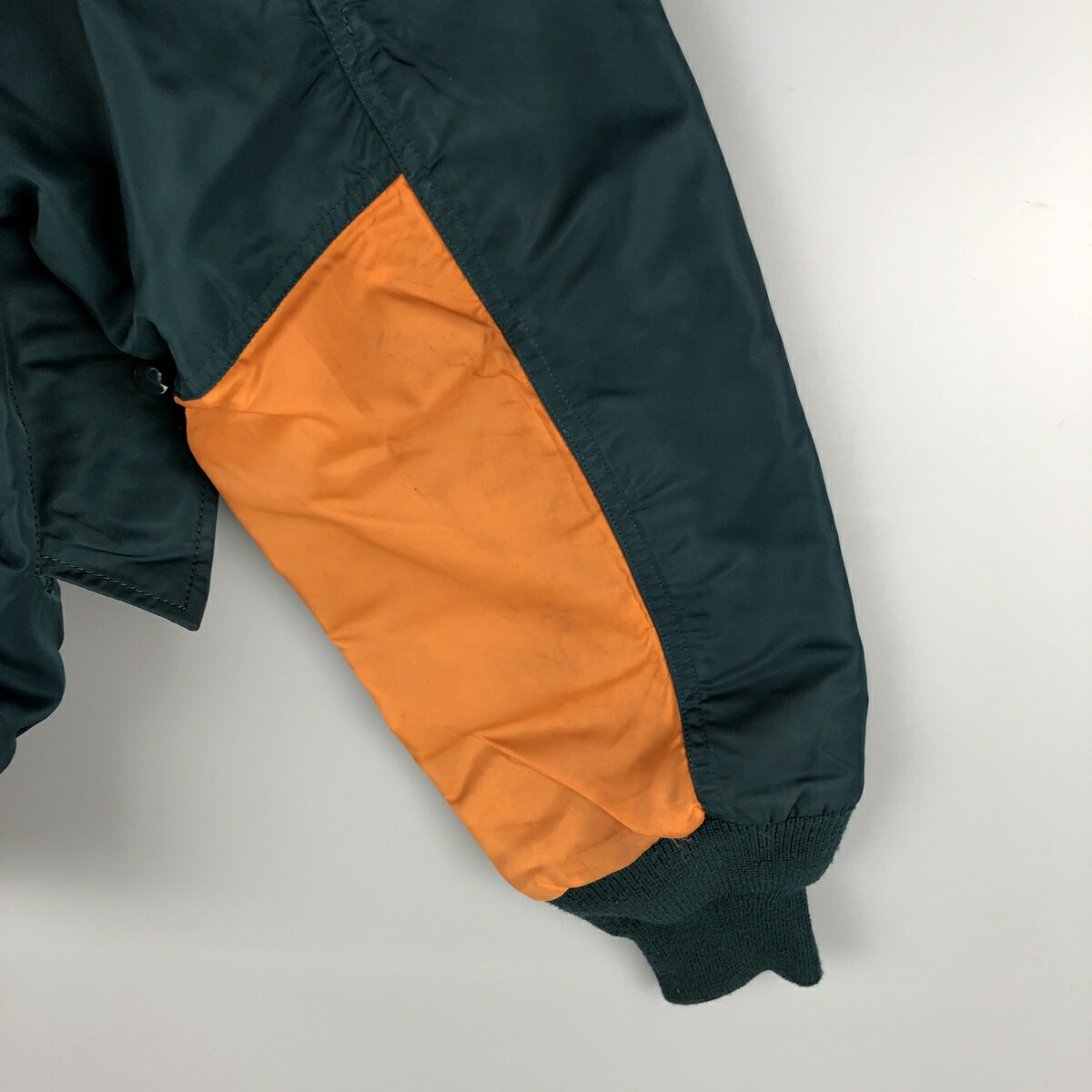 古着 民間品 アルファ ALPHA MA-1タイプ 中綿入り ミリタリー フライト