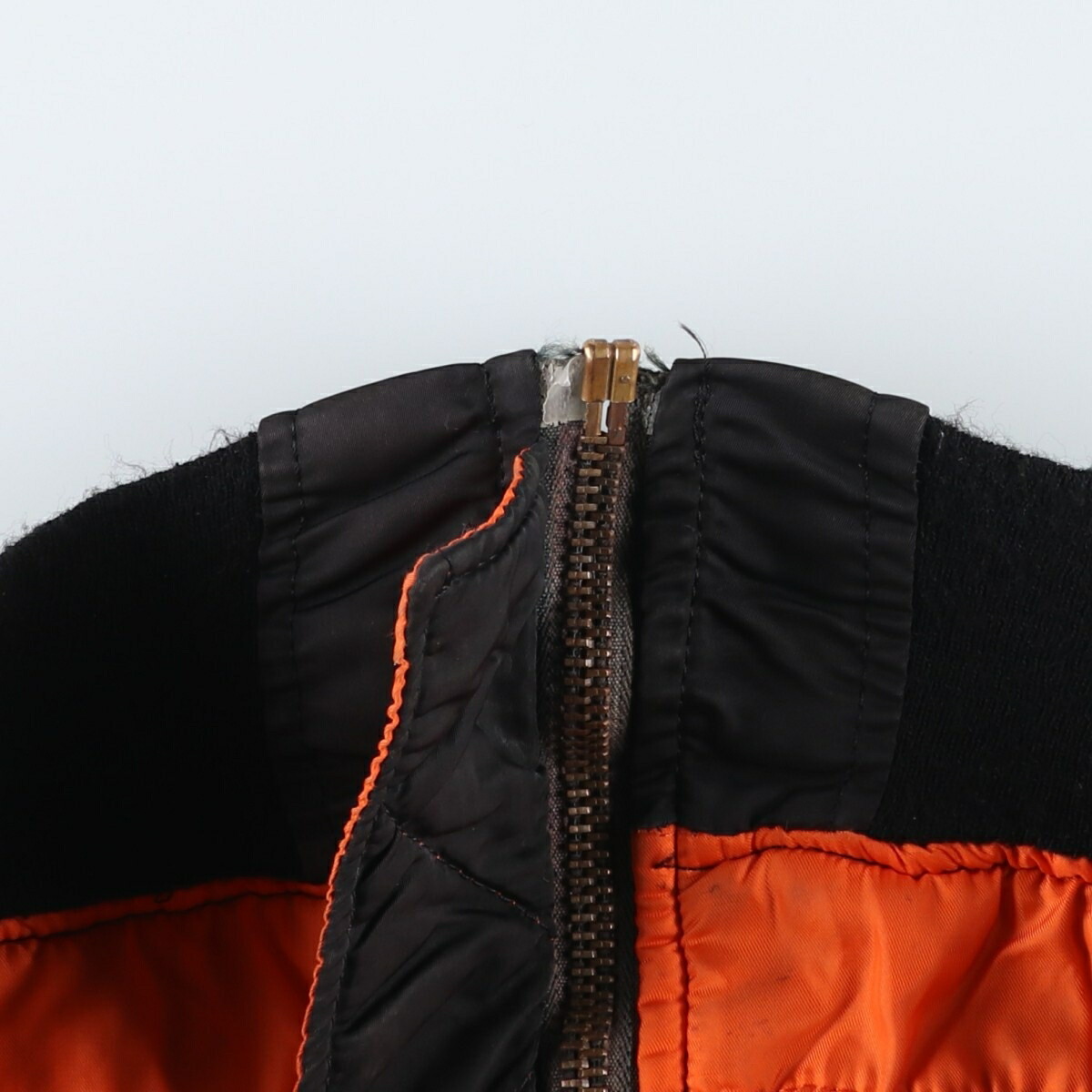 古着 民間品 アルファ ALPHA MA-1タイプ 中綿入り ミリタリー フライト