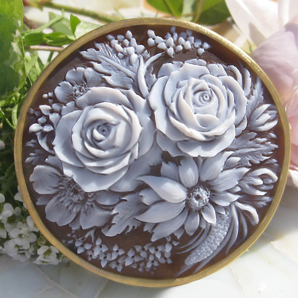 イタリアの作家の薔薇/お花のシェルカメオ カメオ専門店 千年