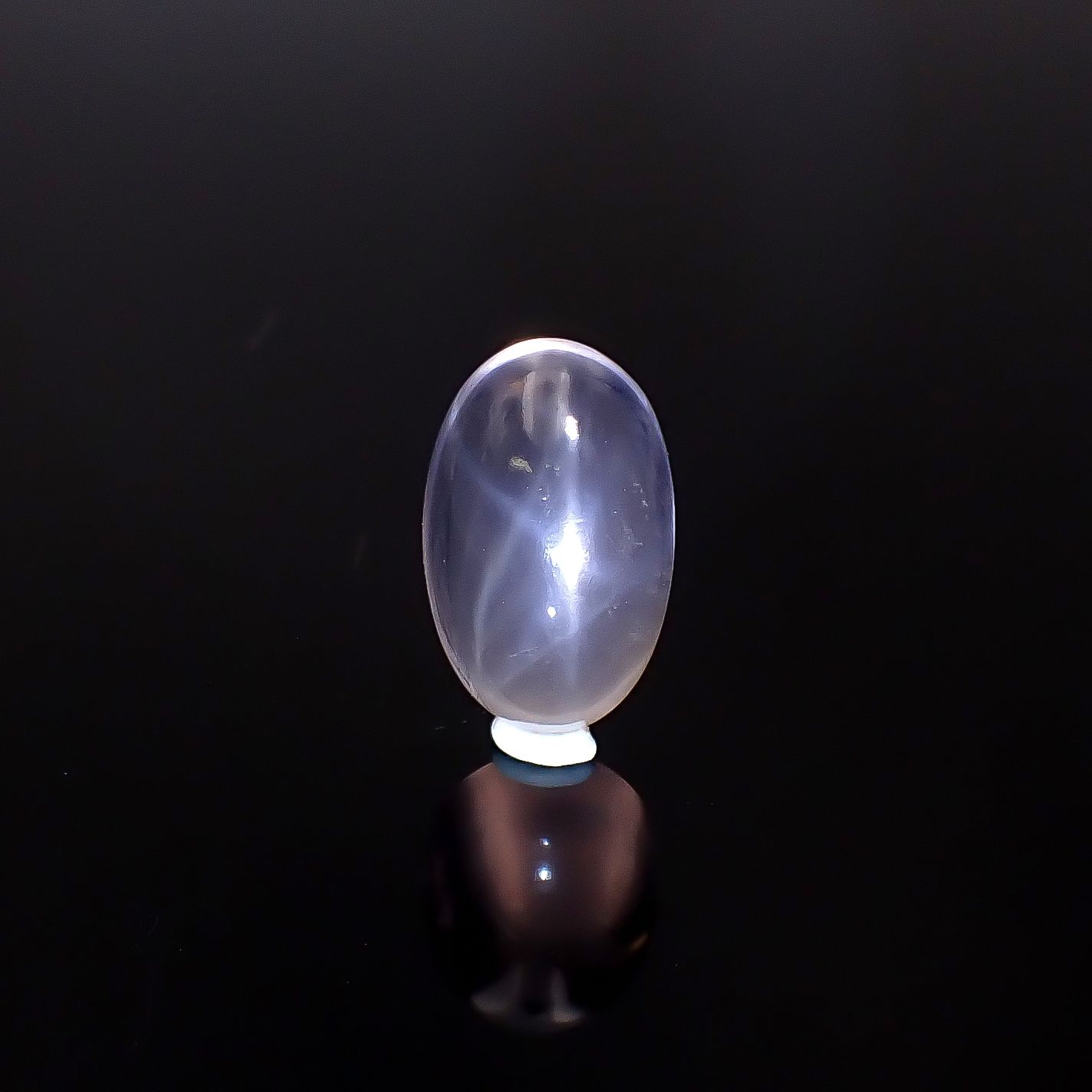 ローズクォーツのすべて｜柔らかなピンク色と力強い原石の魅力 | TOP