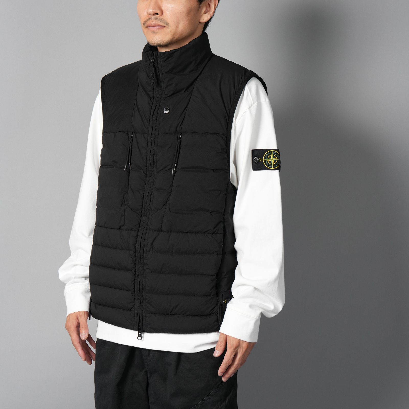 STONE ISLAND - 【再入荷】【定番アイテム】G100007 / G100004 / DOWN