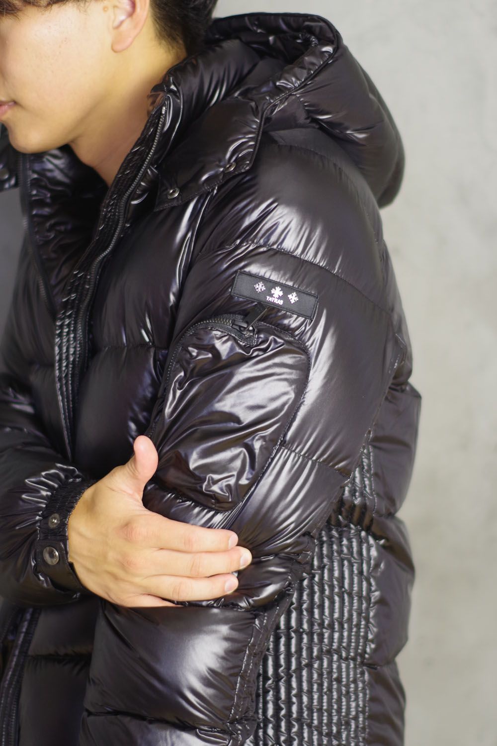 TATRAS - BELBO (ベルボ) / シャイニーナイロン ダウンジャケット