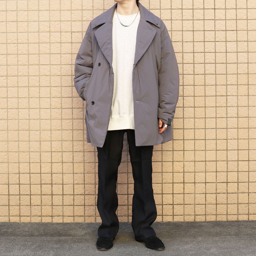 N.HOOLYWOOD 抜群の軽さと中綿にプリマロフトを封入した冬の心強い味方