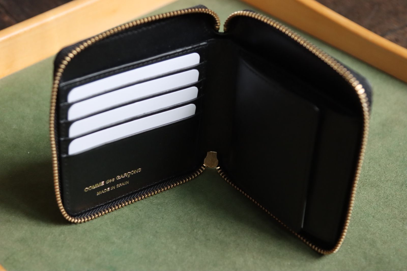 Wallet COMME des GARCONS - コムデギャルソン 財布 Classic Leather