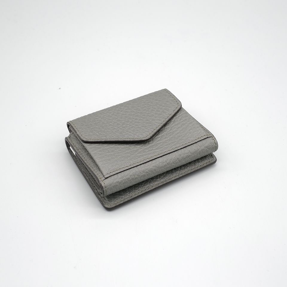 Maison Margiela - 4ステッチ 三つ折り ウォレット <カイユー グレー