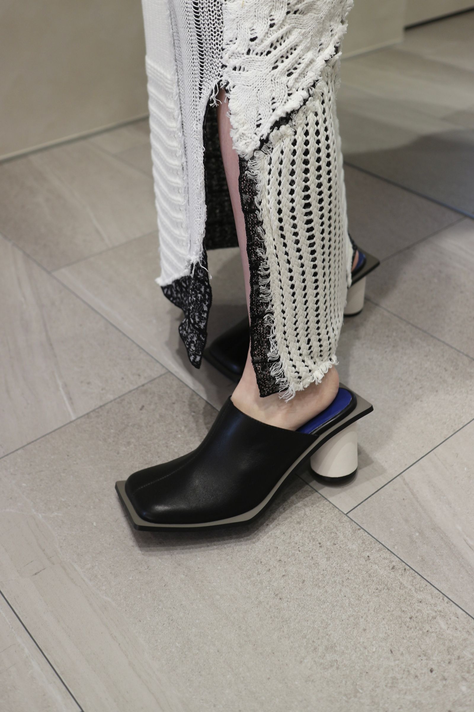 UN3D. - WIDE SQUARE MULE / ワイドスクエアミュール (シルバー) 軽量