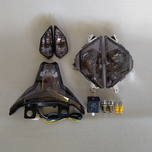 スモーク AELLA（アエラ） ハイスクリーン ダークスモーク Kawasaki カワサキ ZX