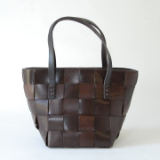 DRAGON（ドラゴン）のレザーメッシュバッグ