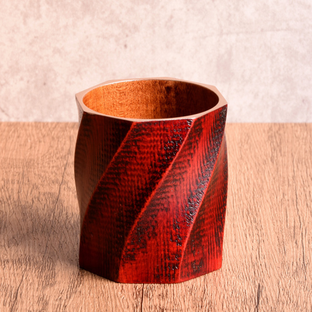 酒カップ らせん 赤/黒 木製 漆塗り FC13-6/8 漆器の井助