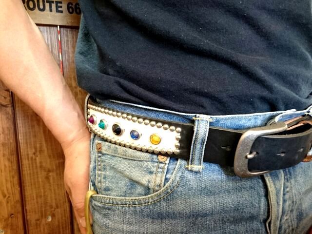 ヴィンテージスタッズ復刻デザインベルト