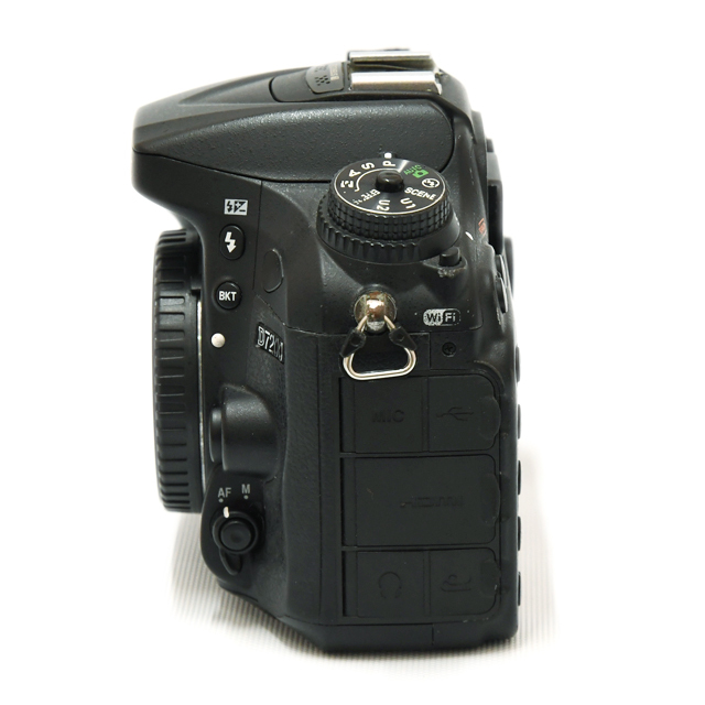 中古】ニコン デジタル一眼 D7200 ボディ【C】