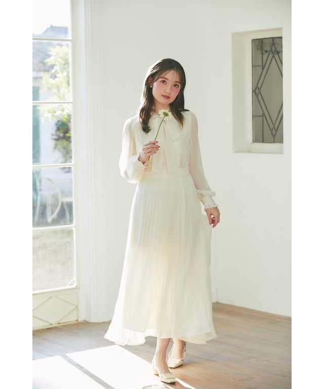 ラインレース×ピンタックボウタイリボンプリーツワンピース