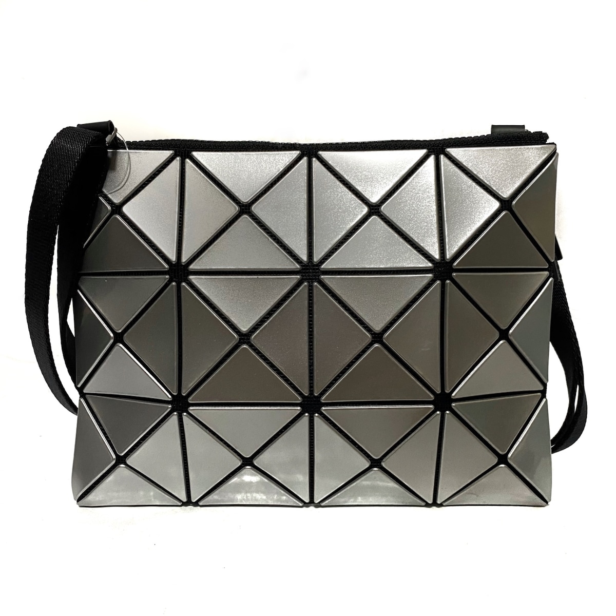 バオバオイッセイミヤケ/ショルダーバッグ/ルーセント/シルバー×黒/PVC