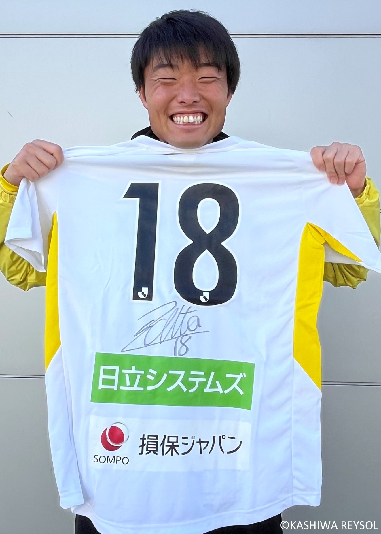 HATTRICK（ハットトリック）-選手の想いをファンへ届ける公式