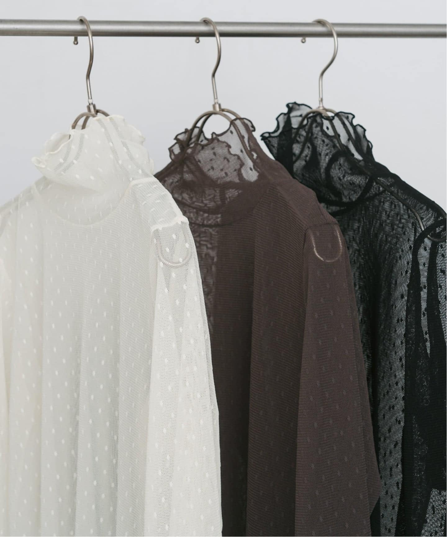 追加》ドットチュールハイネックプルオーバー（Tシャツ／カットソー