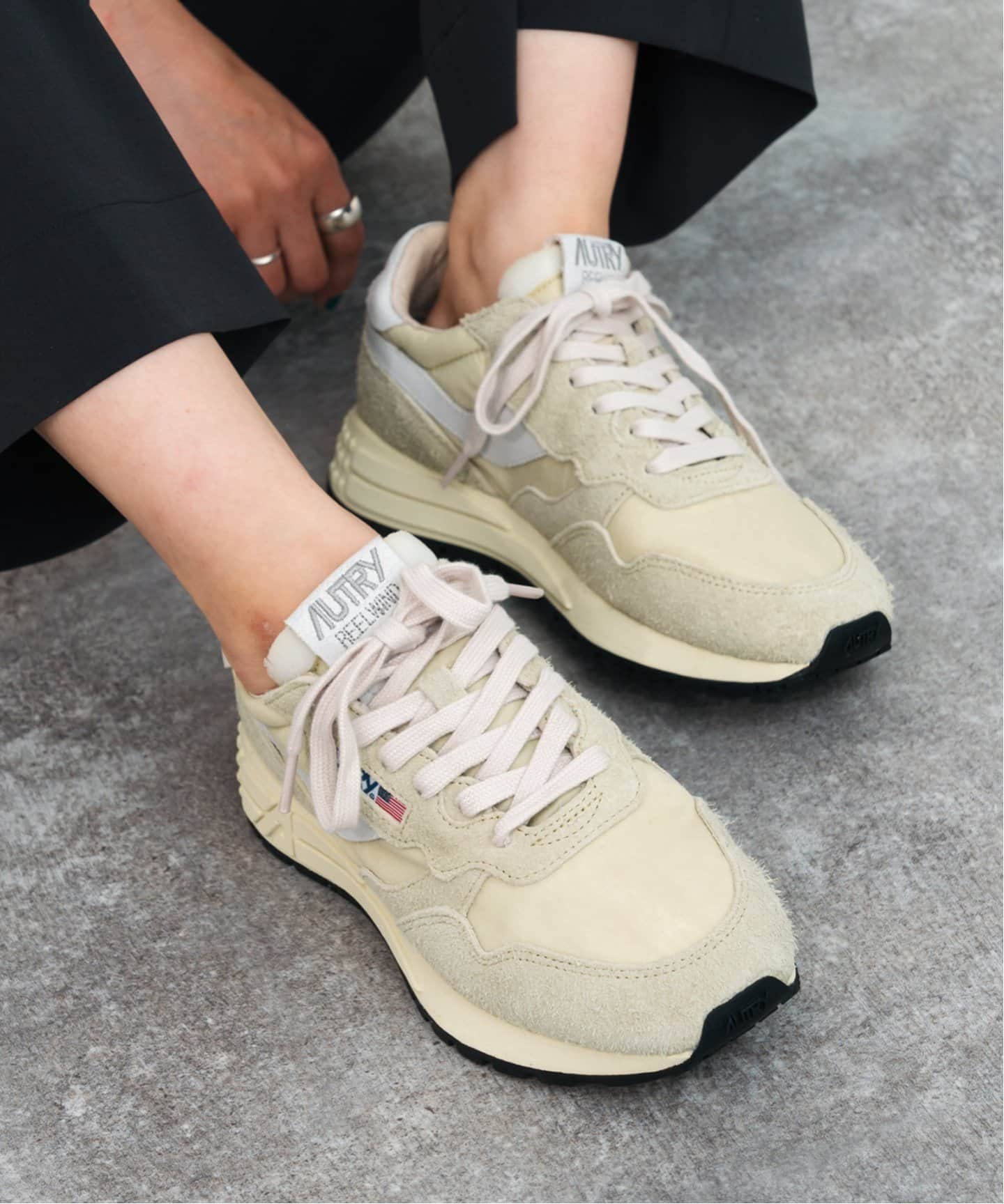 一部店舗+WEB限定》AUTRY / オートリー REELWIND LOW WOM（スニーカー