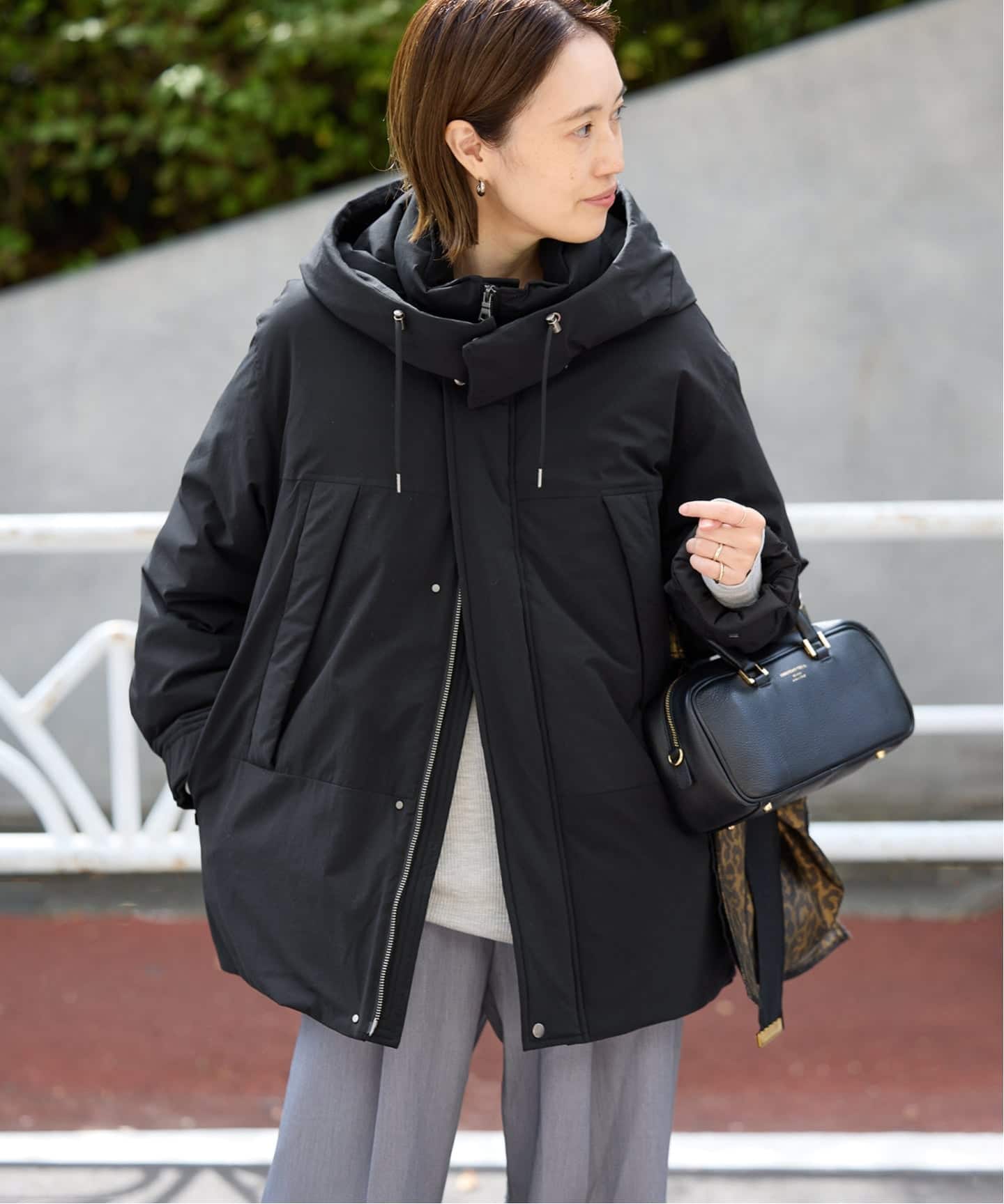 フェザーライト撥水モンスターダウン（ダウンジャケット）｜SLOBE IENA