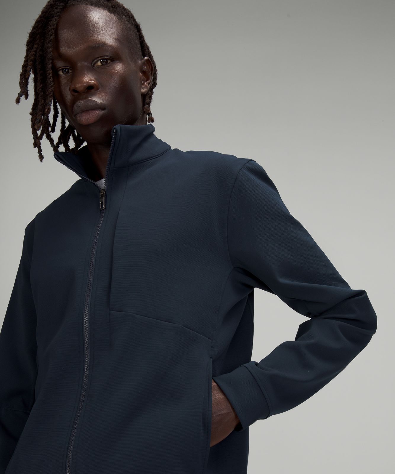 LM4616S_031382_4?size=1600,1600