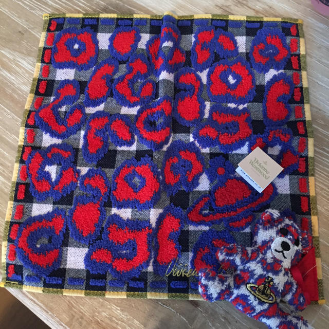 Vivienne Westwood - vivienne westwood クマチャーム付き タオル