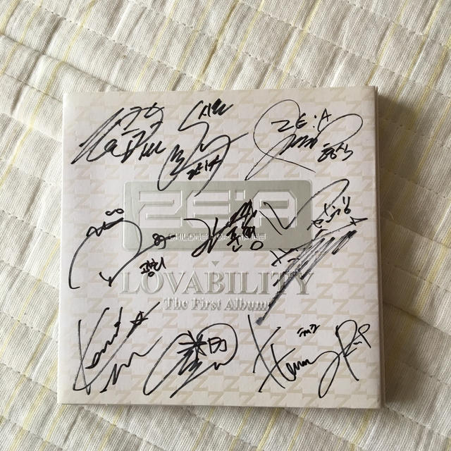 韓流アイドル/ZE:Aサイン入りCDの通販 by ヨナ's shop｜ラクマ