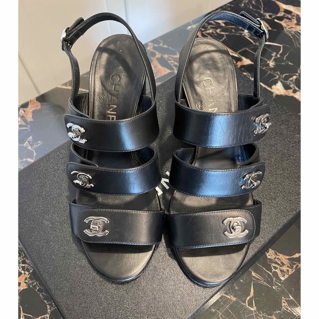 CHANEL - CHANEL ターンロック ココマーク サンダルの通販 by サヤ