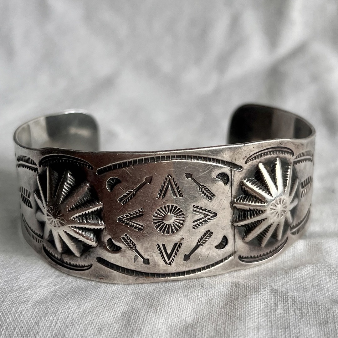 RRL - 1920's ヴィンテージ ナバホ バングル コインシルバー