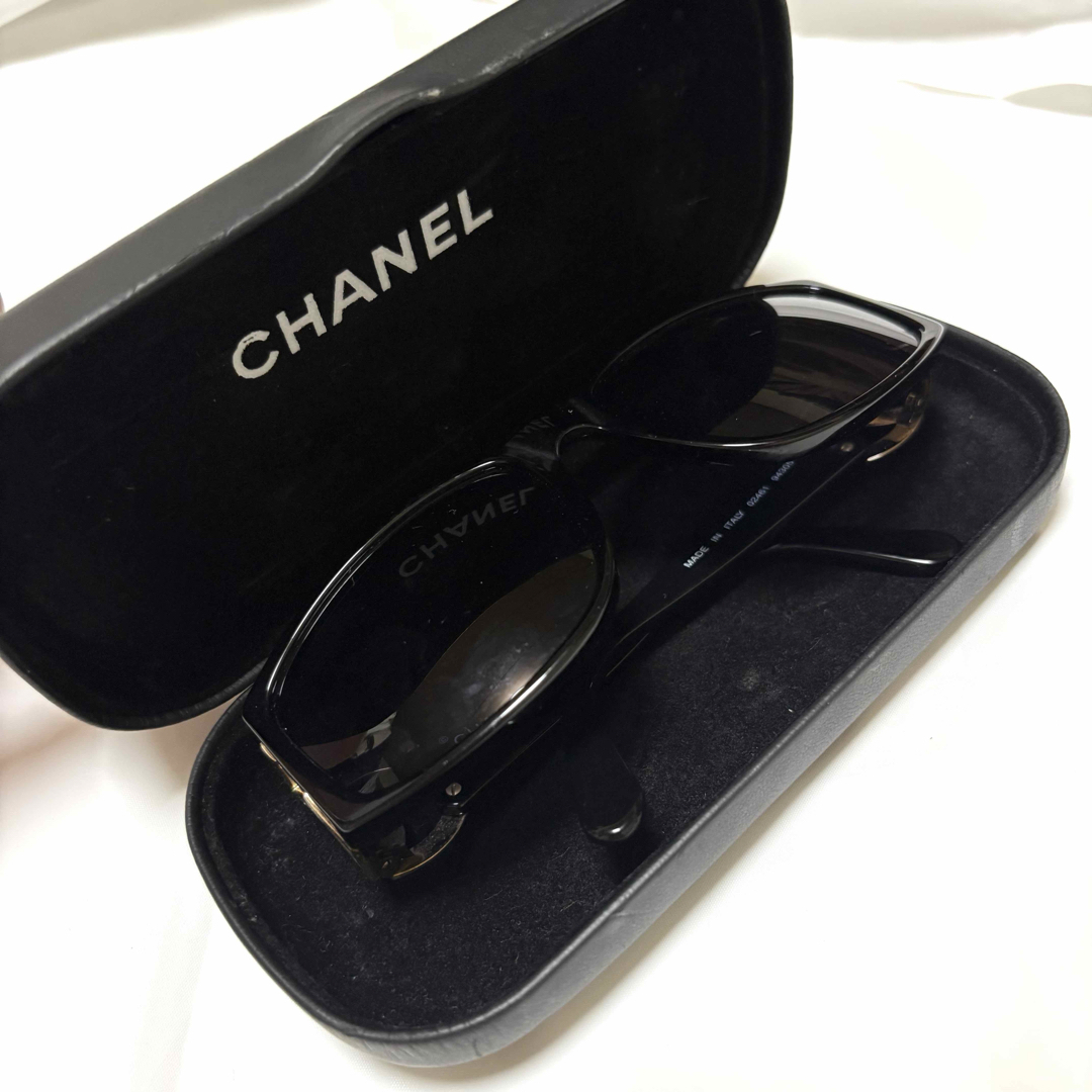 CHANEL - CHANEL サングラス ココマーク ブラック 黒 ゴールド ケース