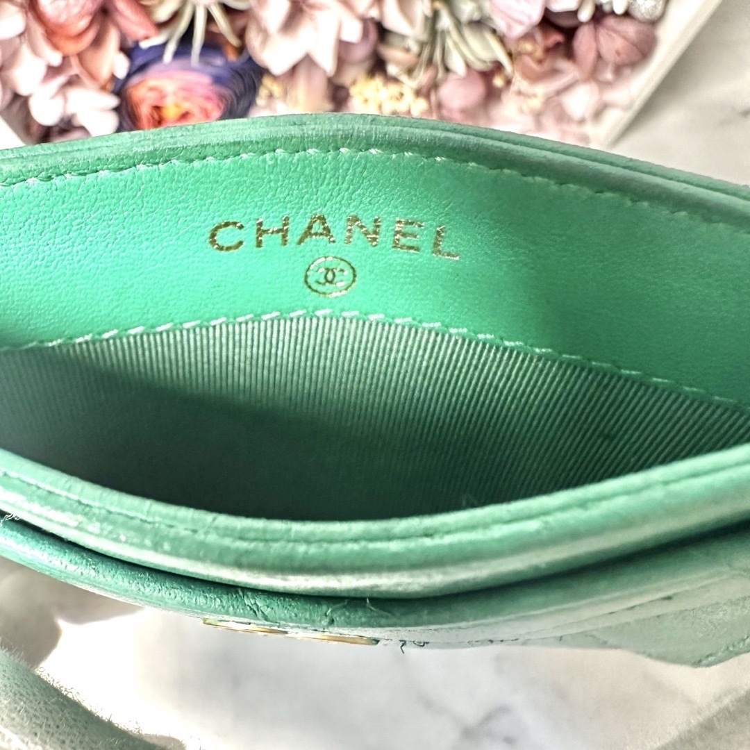 CHANEL - 【極美品】シャネル カードケース パスケース マトラッセ