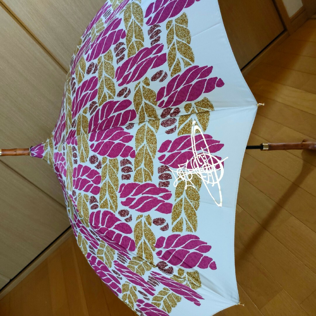 Vivienne Westwood - ヴィヴィアンウエストウッド雨傘 木製 ハンドル長