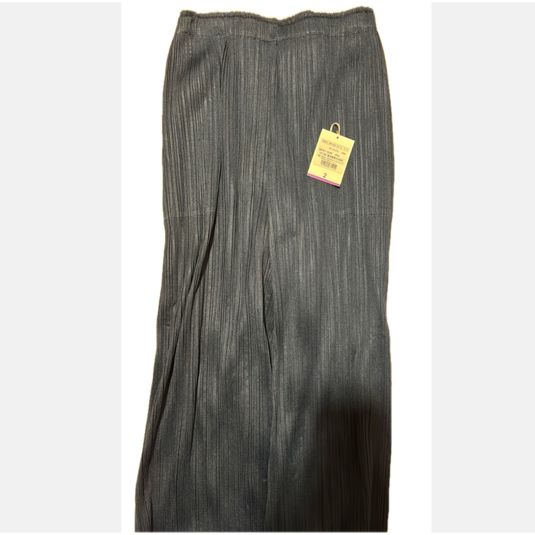 PLEATS PLEASE ISSEY MIYAKE - 新品同様 タグ付き プリーツプリーズ 4