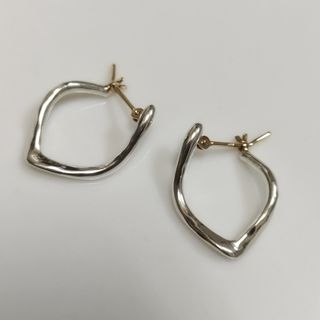 ビジュードエム 蜂 ダイヤ ピアス 0.36ct K18YG ミツバチ Bijou de M