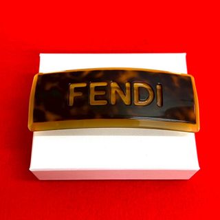 FENDI（バレッタ/ヘアクリップ）のフリマアイテム一覧