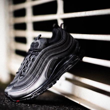 国内1月6日発売予定】 ナイキ エアマックス 97 ブラック/アンスラ