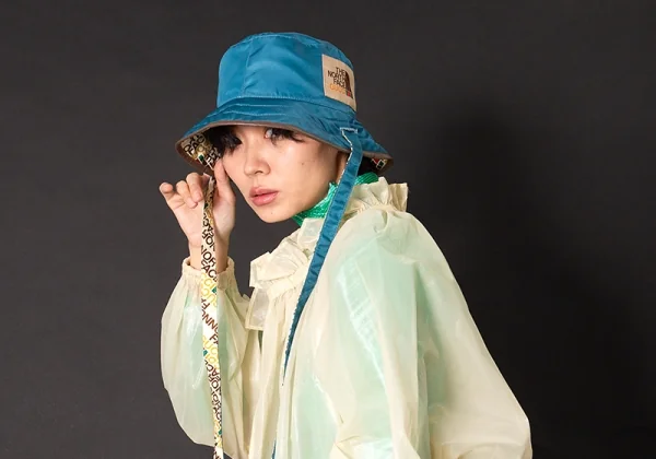 グッチ×ザノースフェイスGUCCI×THE NORTH FACE ロゴ総柄リバーシブル