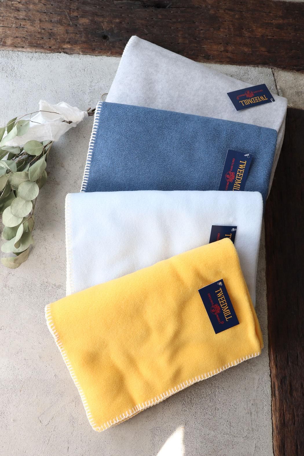 CINQ｜サンク】TWEEDMILLフリースミニブランケット｜軽くて暖かい英国