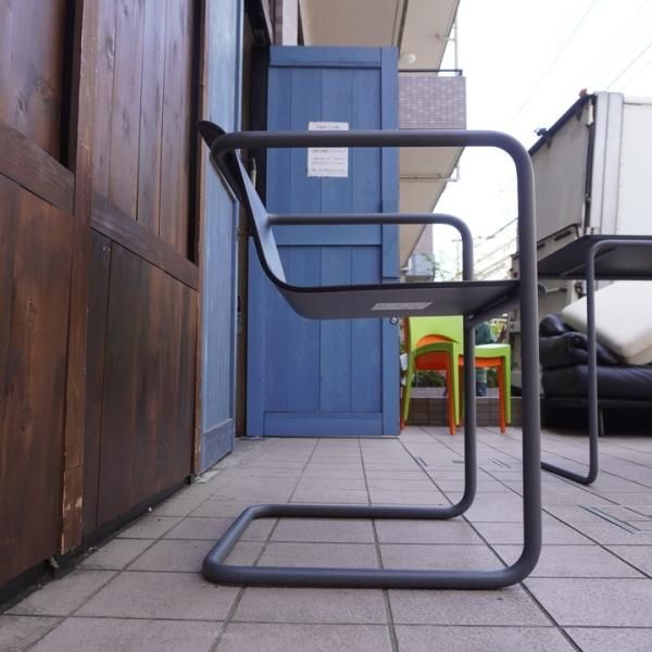 MUJI(無印良品)で取り扱われているドイツTHONET(トーネット)社の