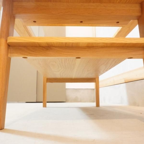 unico(ウニコ)のSIGNE(シグネ)シリーズのローテーブルです。オーク材の