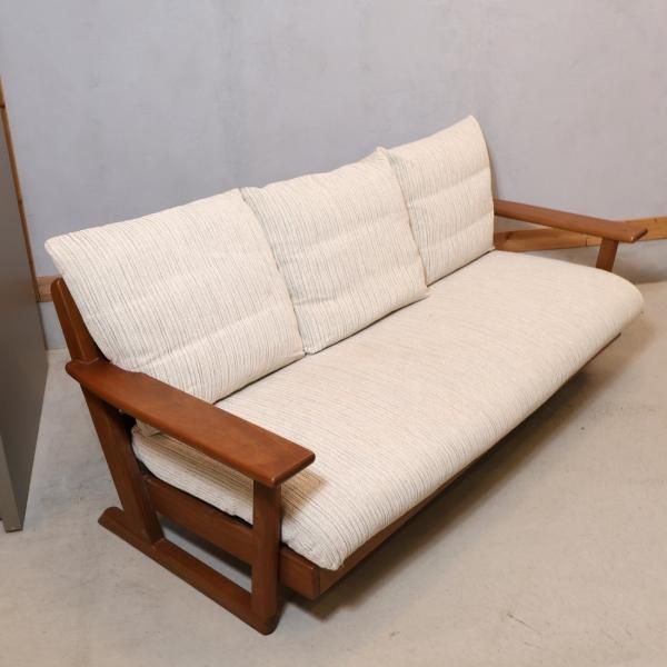 NAGANO INTERIOR(ナガノインテリア)のウォールナット材 3人掛けソファ