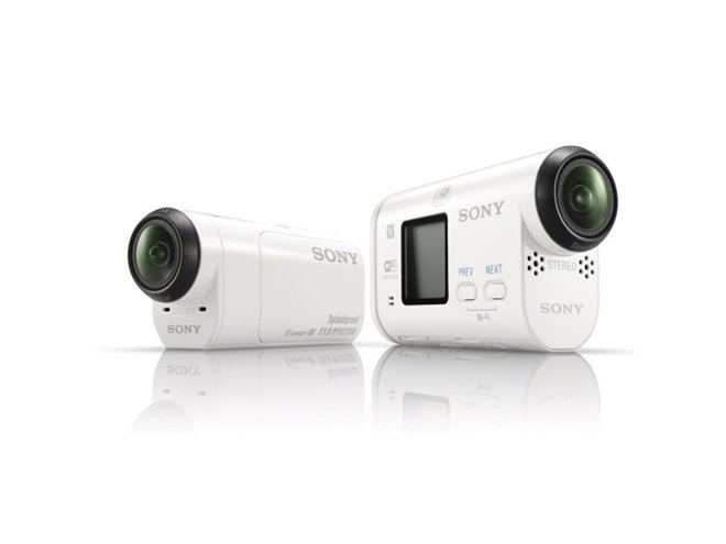 ソニー、2/3に小型化されたアクションカメラ「HDR-AZ1VR」 - 価格.com