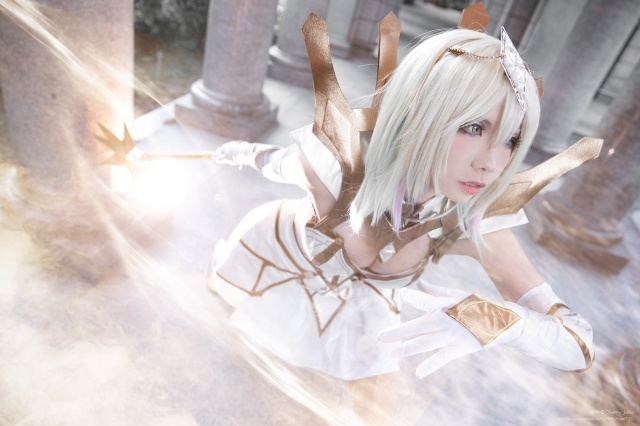 LoL』ラックス、ソナ、ケイトリンの美しいコスプレ特集 | アニメイト