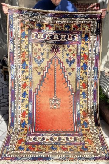 リビングサイズ - 手織り絨毯＆キリム☆Heaven's Door