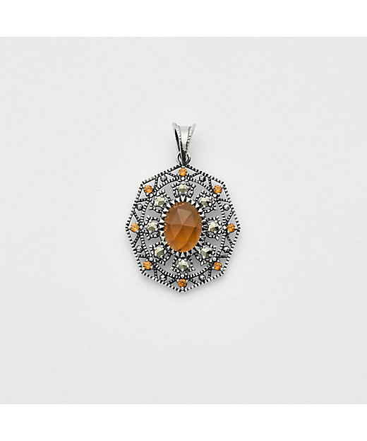 1月誕生石＞シルバーガーネットチャーム | agete/アガット | 三越