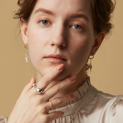 K18フープピアス | agete/アガット | 三越伊勢丹オンラインストア