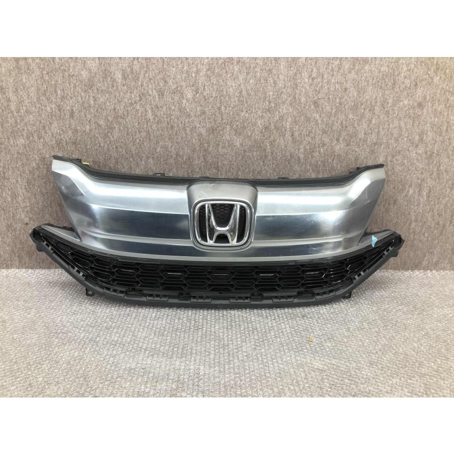 RP3 RP4 ステップワゴン スパーダ フロント グリル 71121-TAA-N00