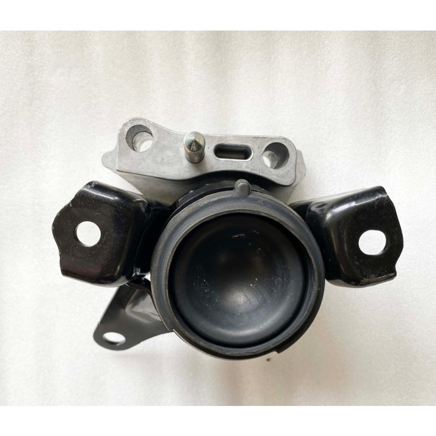 トヨタ（TOYOTA） 純正 12305-28080 インシュレーター エンジン