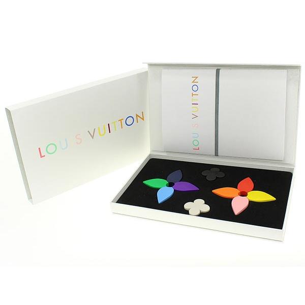 LOUIS VUITTON（ルイ・ヴィトン） ノベルティ クレヨン 10色 ぬりえ